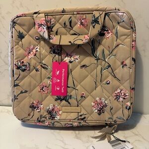 NWT VB Hanging Orgainzer